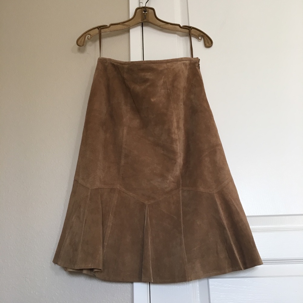 100% Leather skirt by Alfani size 8 medium tan 70s